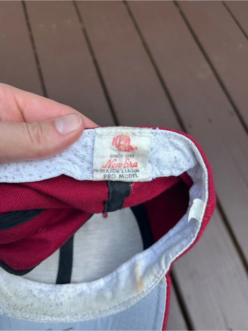 90’s vintage Phillies hat with White 'P' Logo